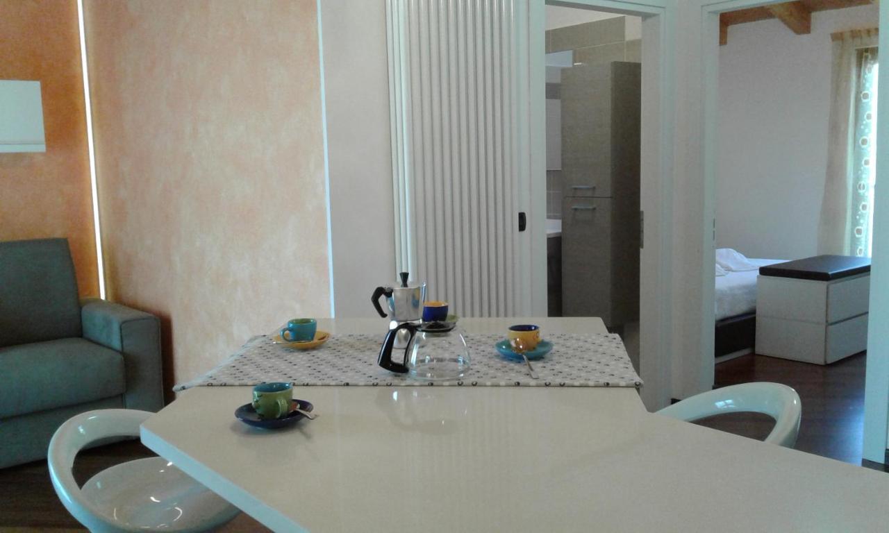 Casa Dolcezza Con Terrazza E Wi Fi Apartment Riva del Garda Exterior photo