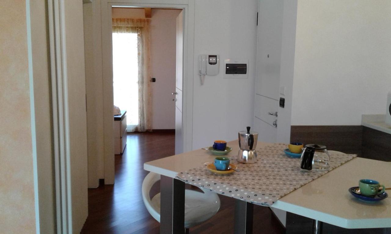 Casa Dolcezza Con Terrazza E Wi Fi Apartment Riva del Garda Exterior photo